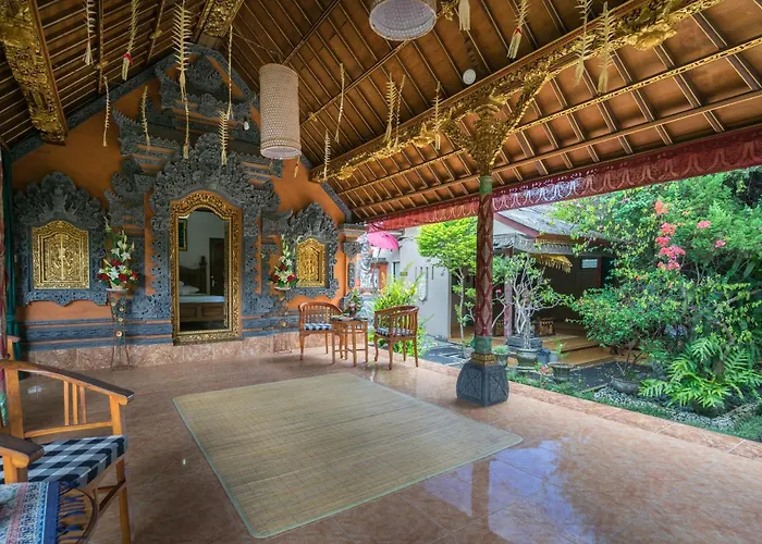 ゲストハウス Nuaja Balinese 3*